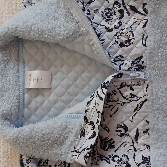 Vera Bradley Perennials Misty Surf Teddy Fleece Pullover ** SZ L - Picture 9 of 9